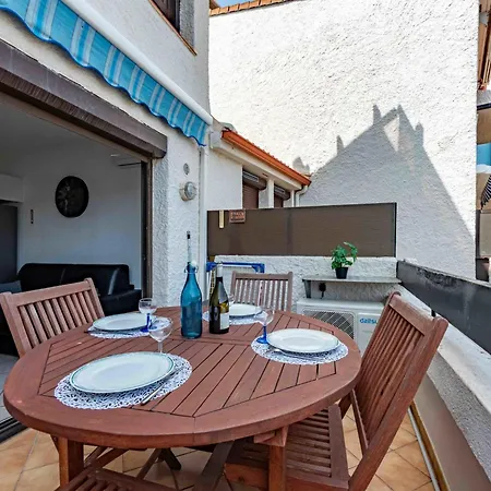 Palmyra-4 By Interhome *